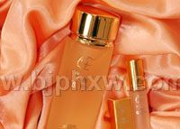 都 市 靓 丽——华夏外用产品招商网